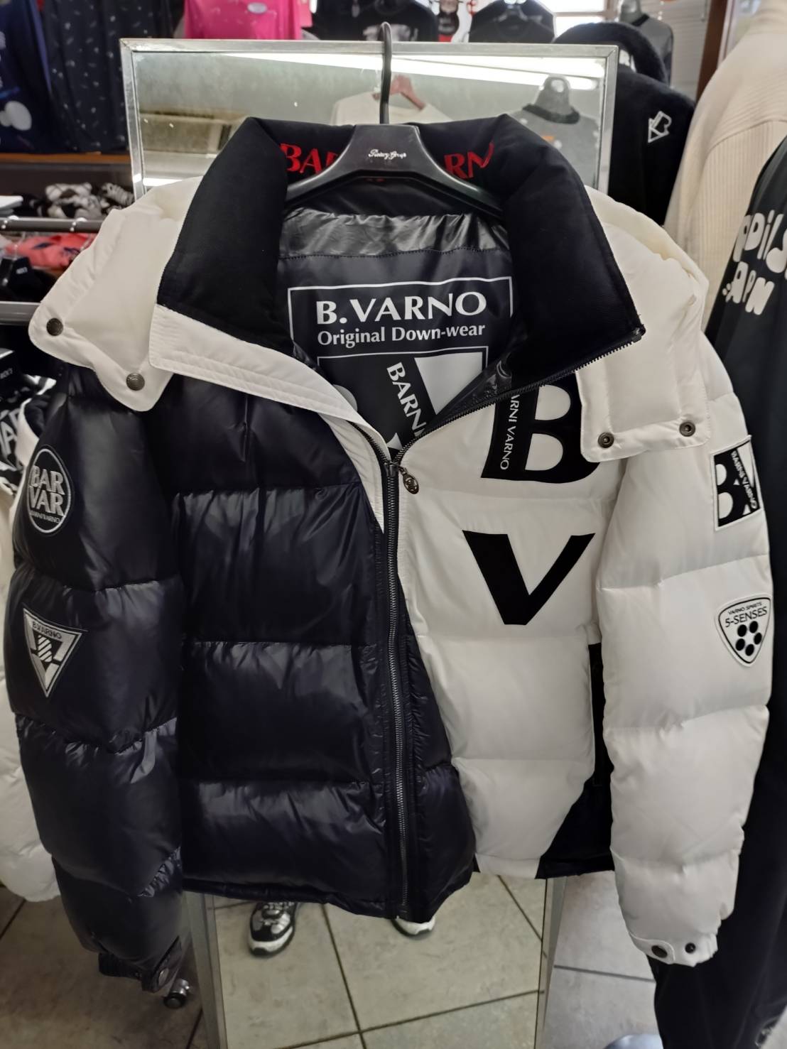 紳士服ミッキー