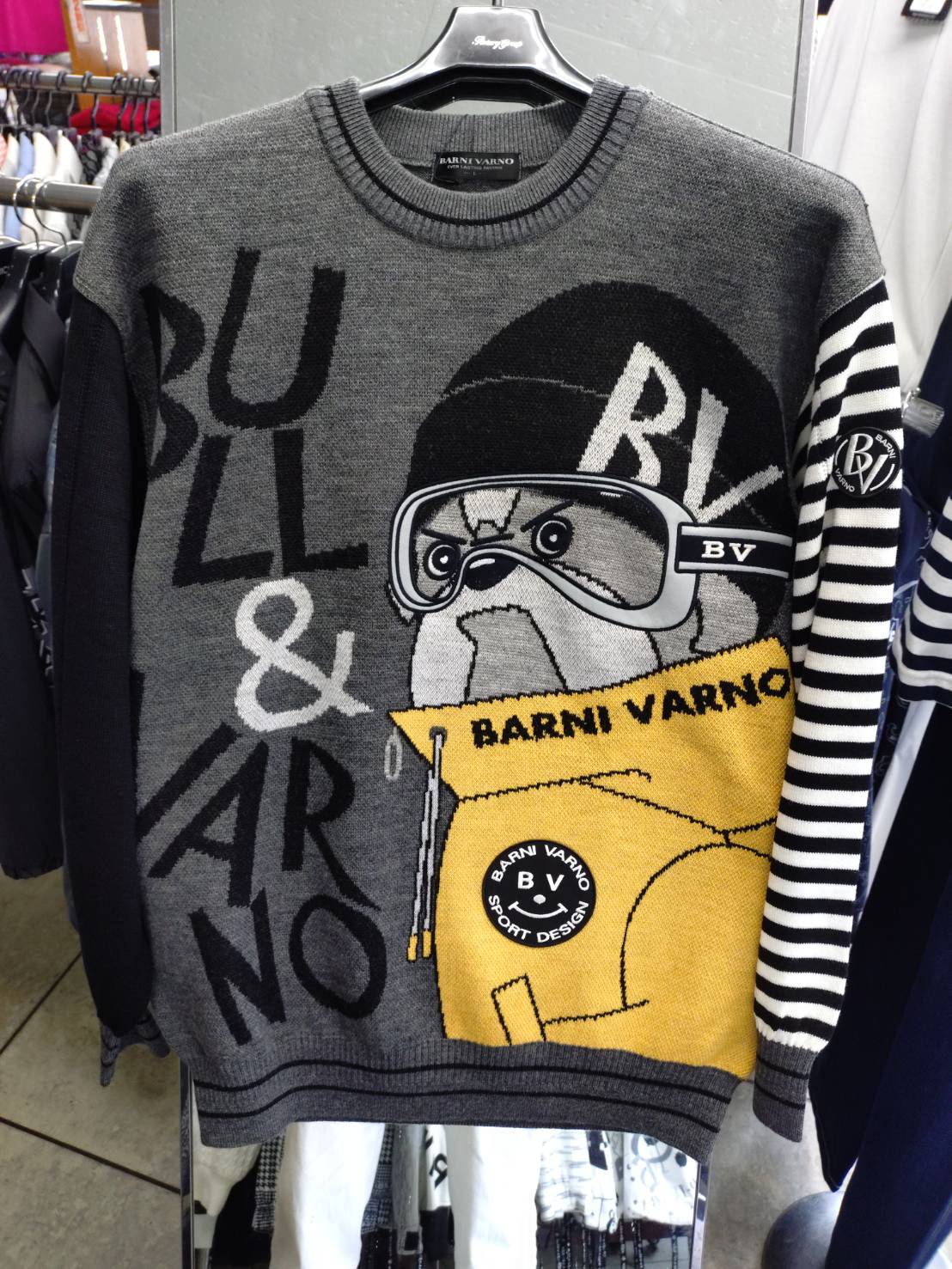 紳士服ミッキー