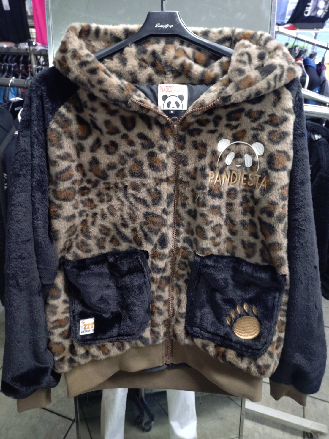 紳士服ミッキー