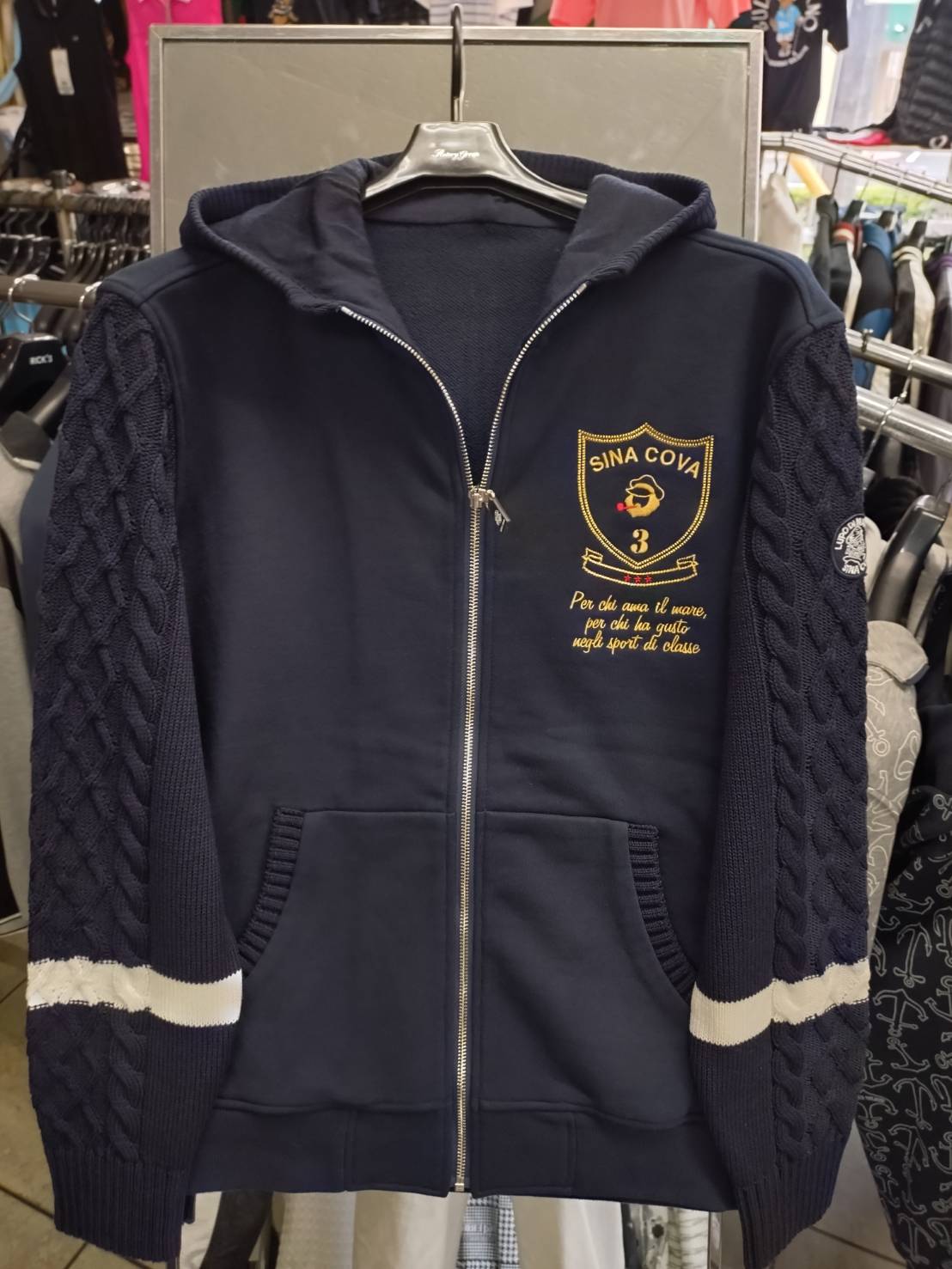 紳士服ミッキー